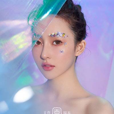 妆容模特