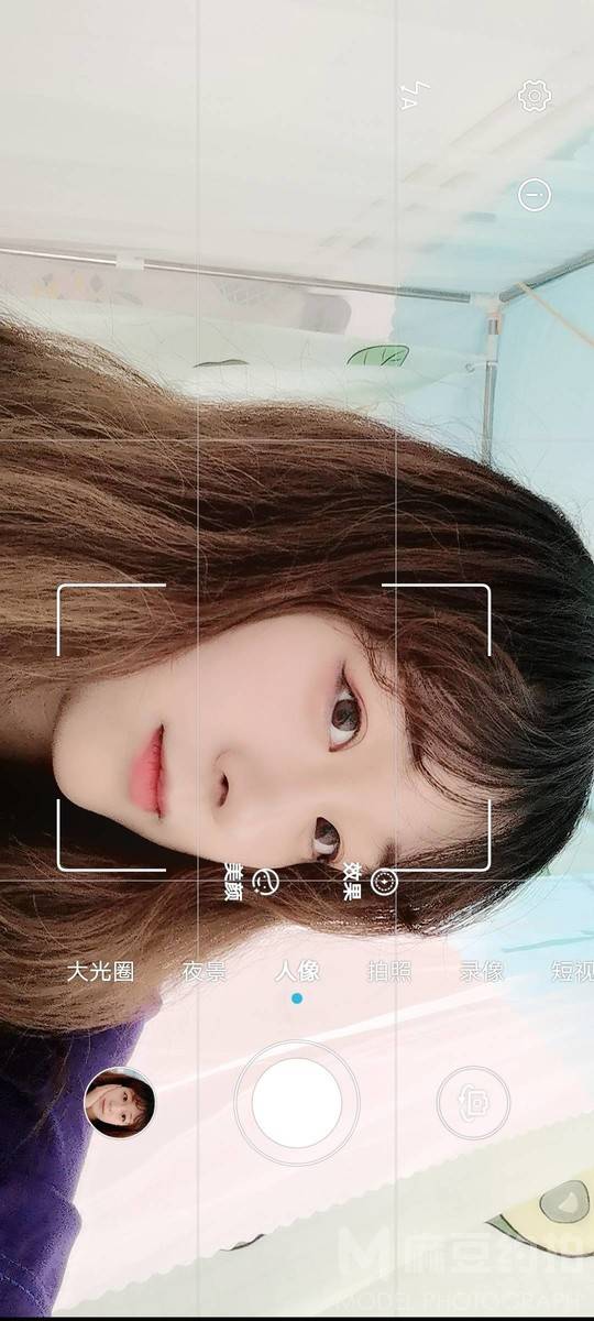 妆容模特