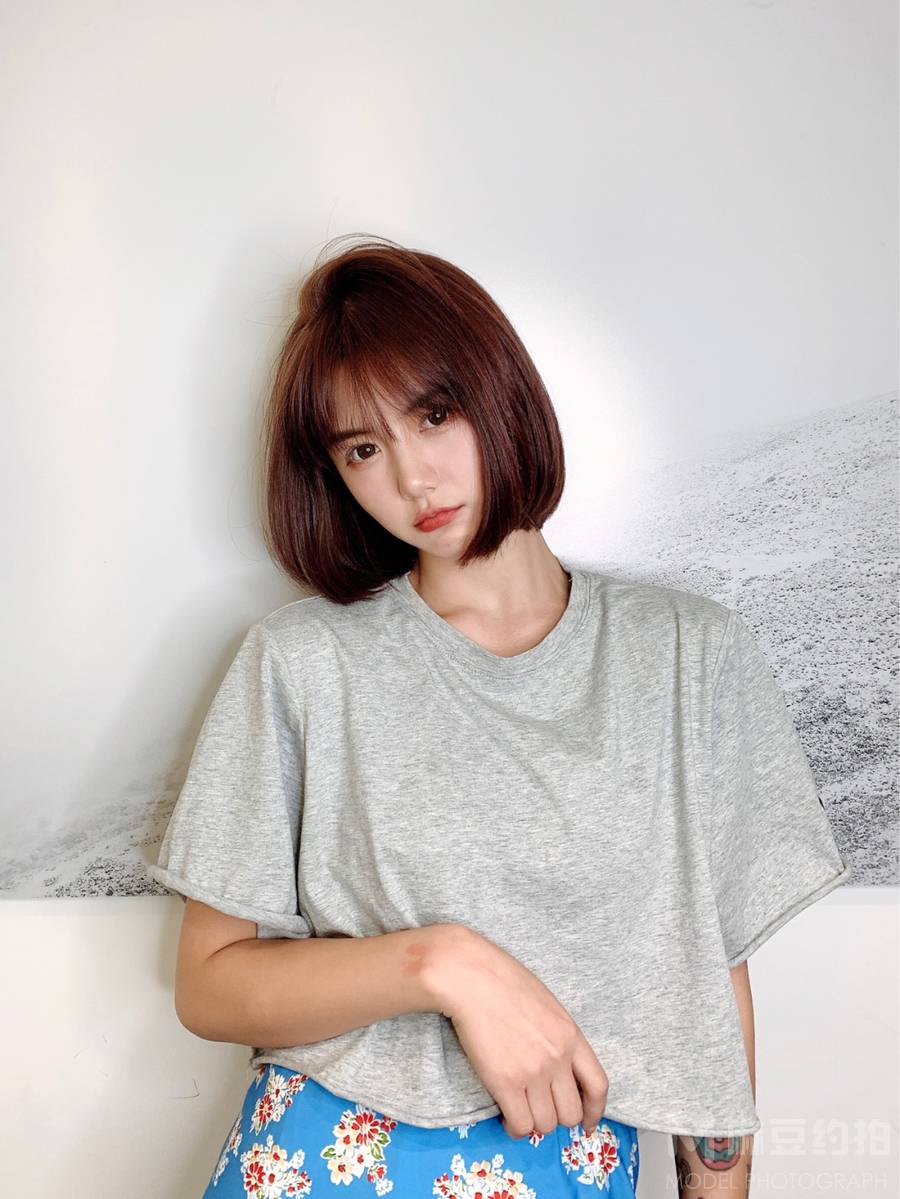 妆容模特