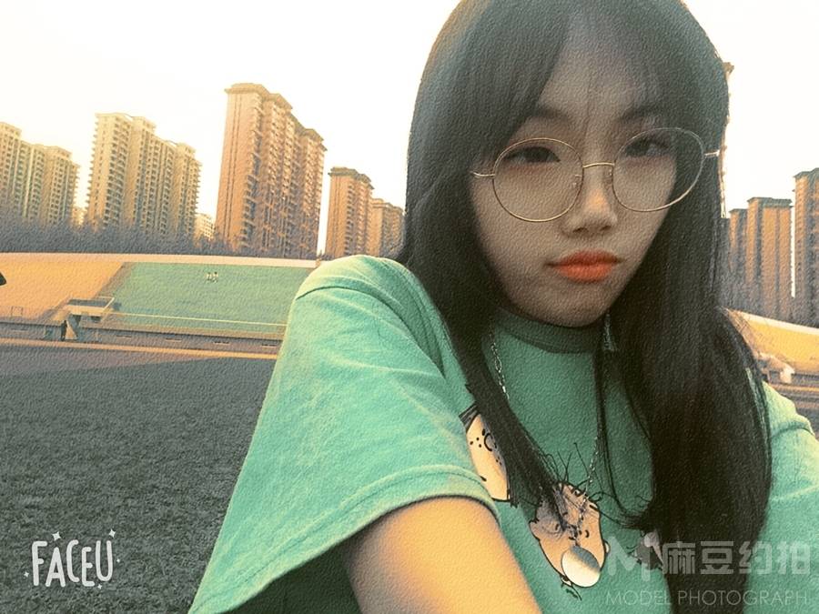 校园模特