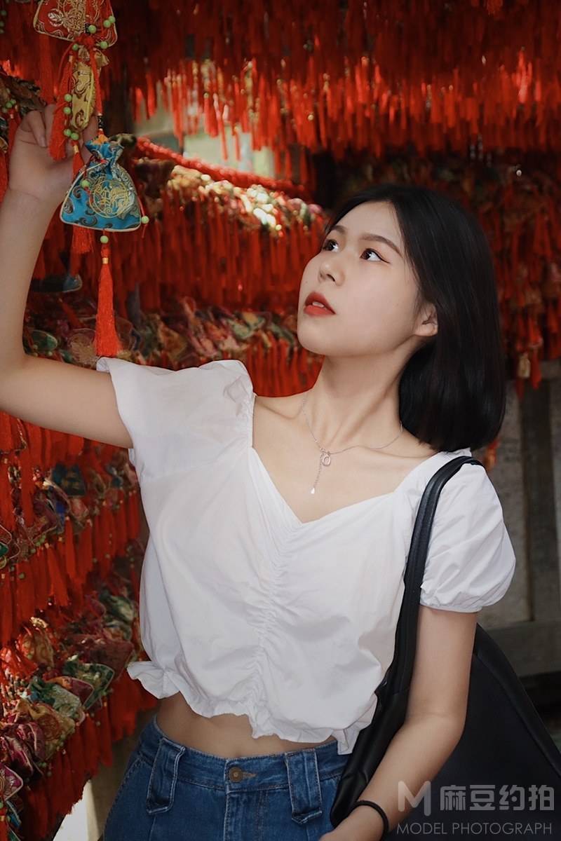 胶片模特