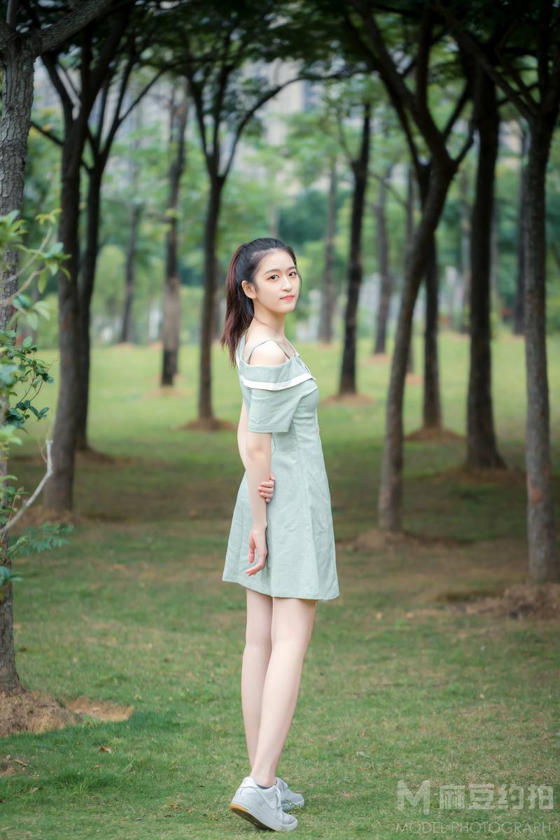 清新模特