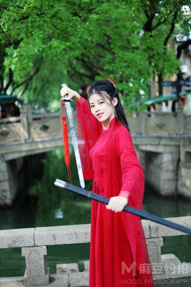 汉服模特
