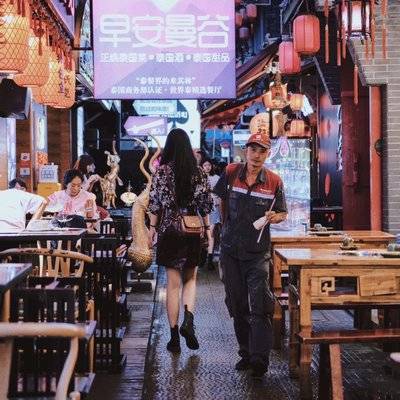 夜景模特