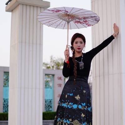 汉服模特