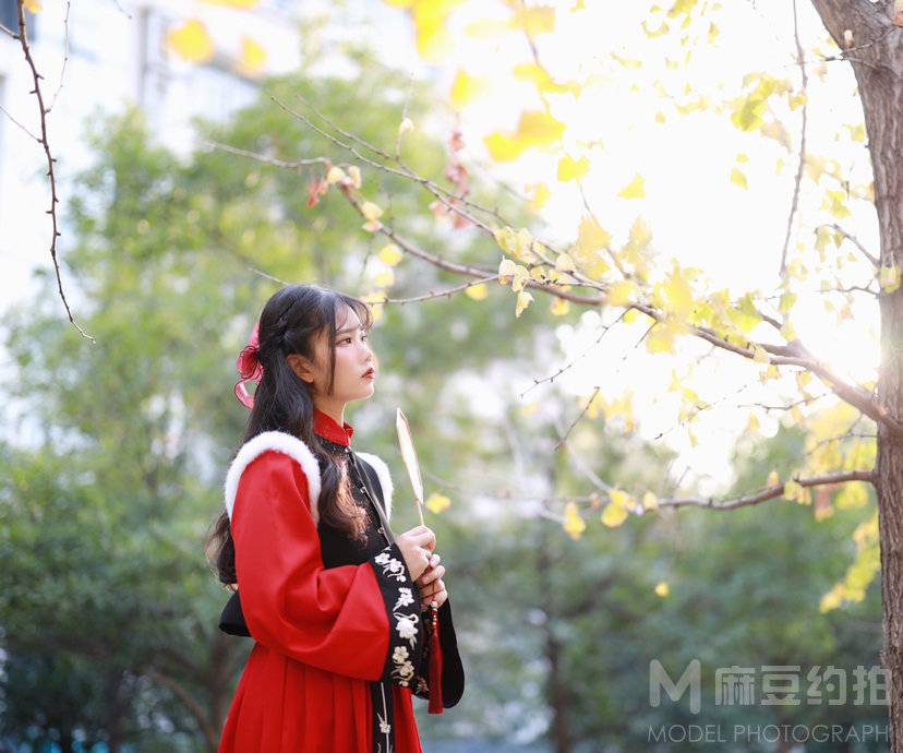 校园模特