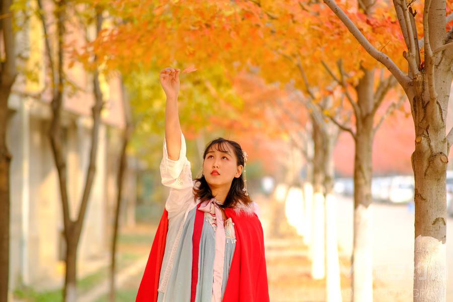 汉服模特
