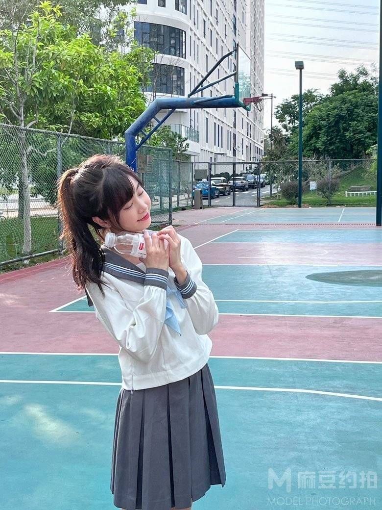 校园模特