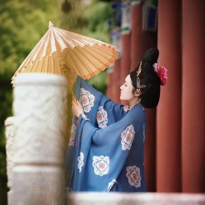 汉服模特