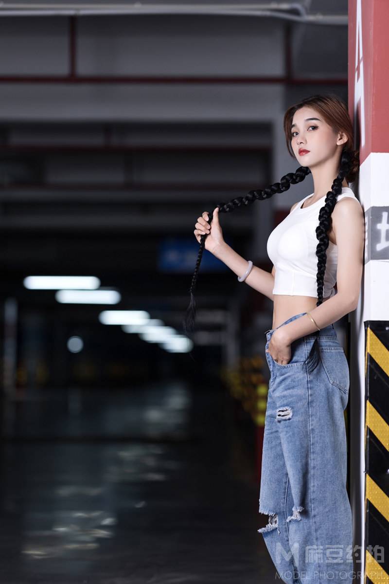校园模特