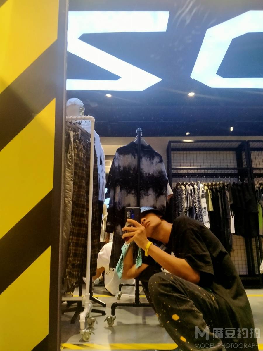 暗黑模特