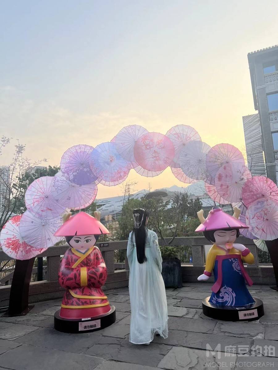 汉服模特