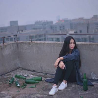 情绪模特