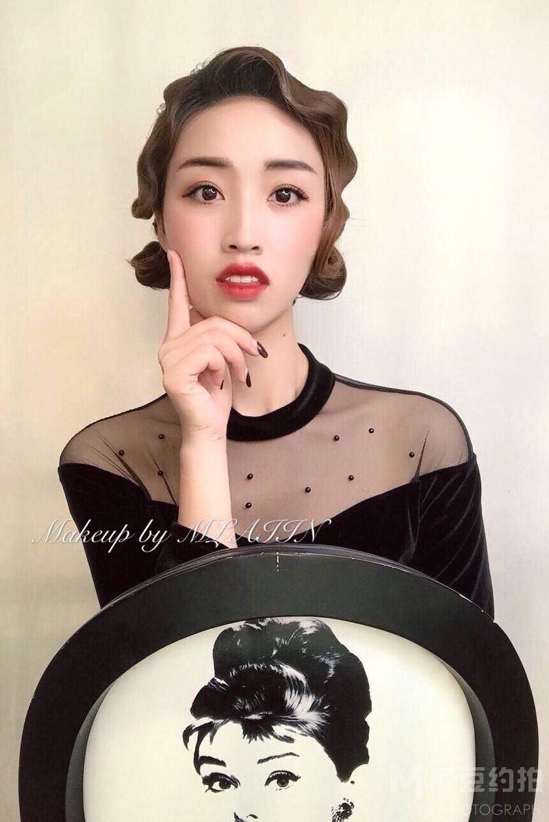 妆容模特