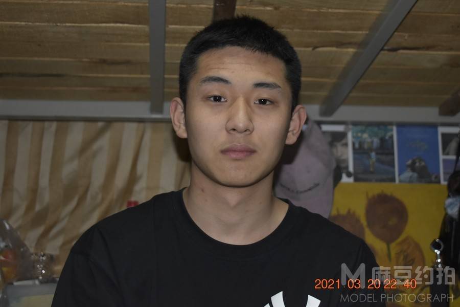 黑白模特