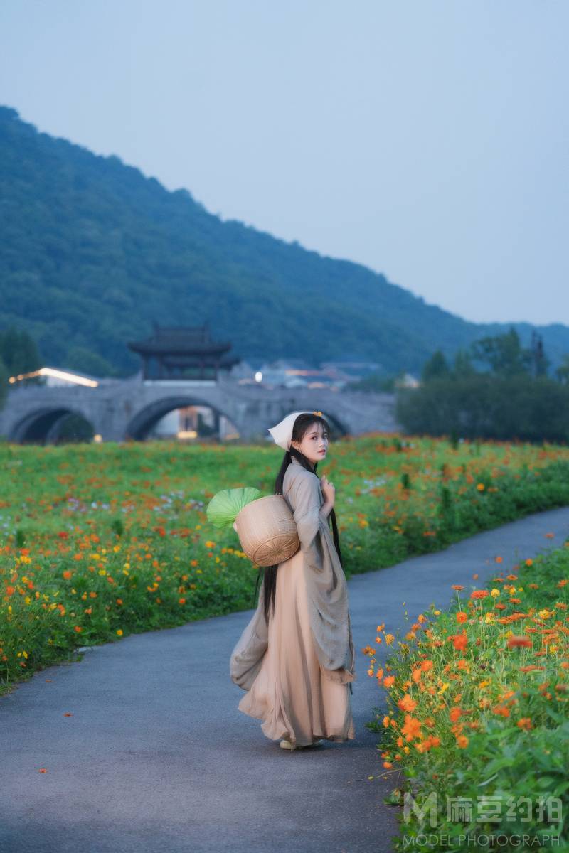 汉服模特