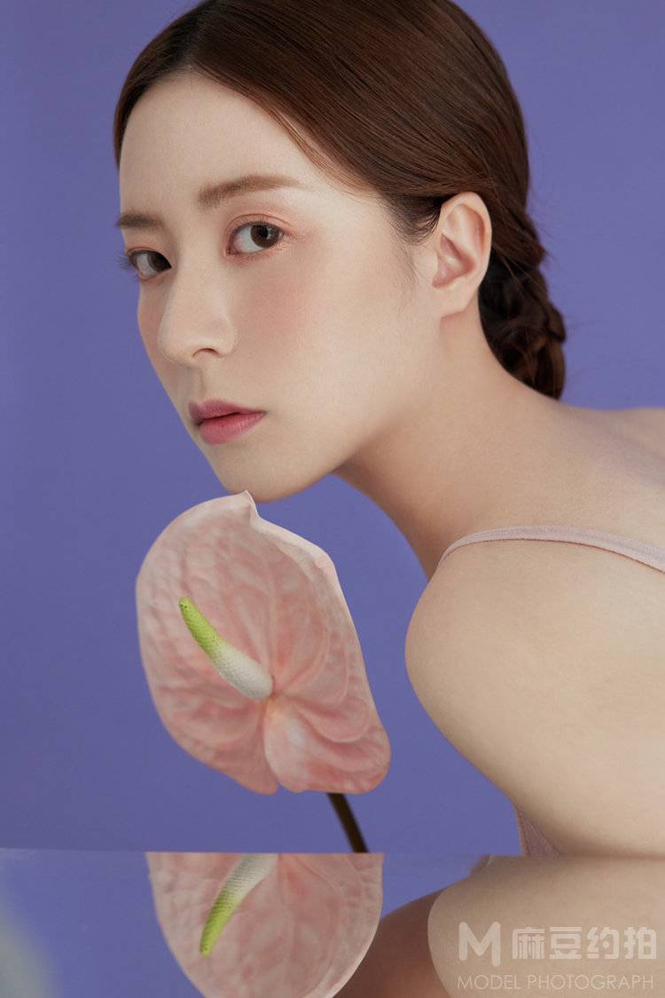 妆容模特
