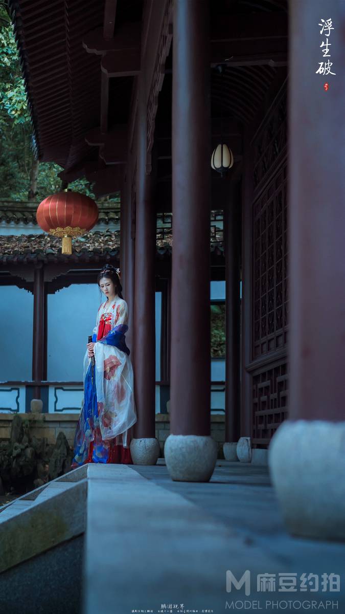 汉服模特