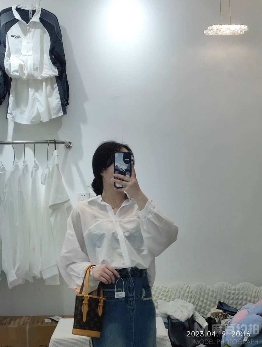 清新模特