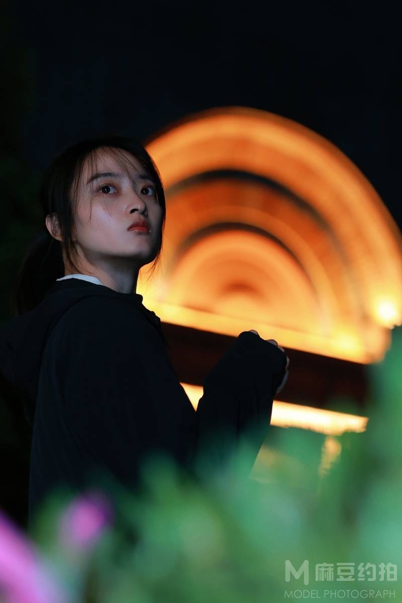 夜景模特