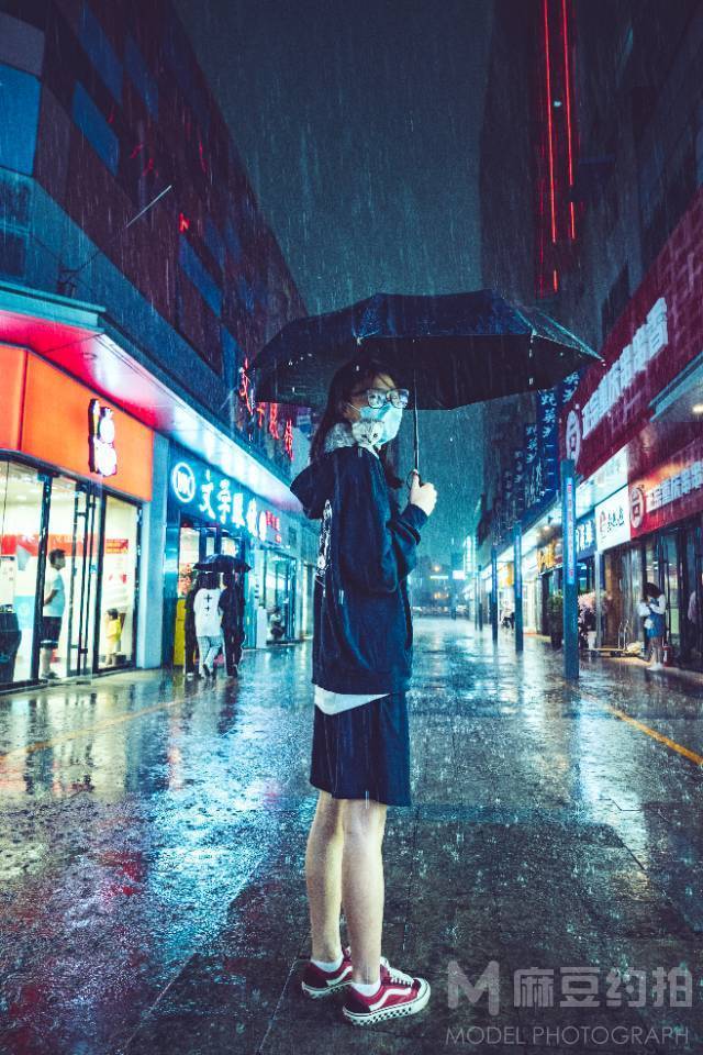 夜景模特