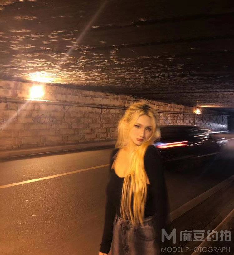 胶片模特