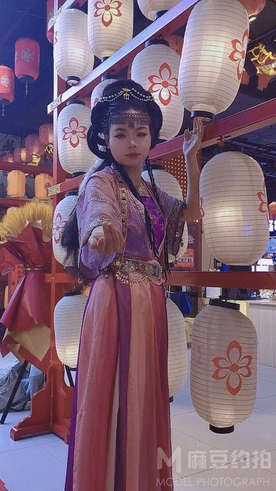 民国模特