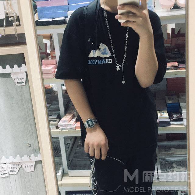 纪实模特