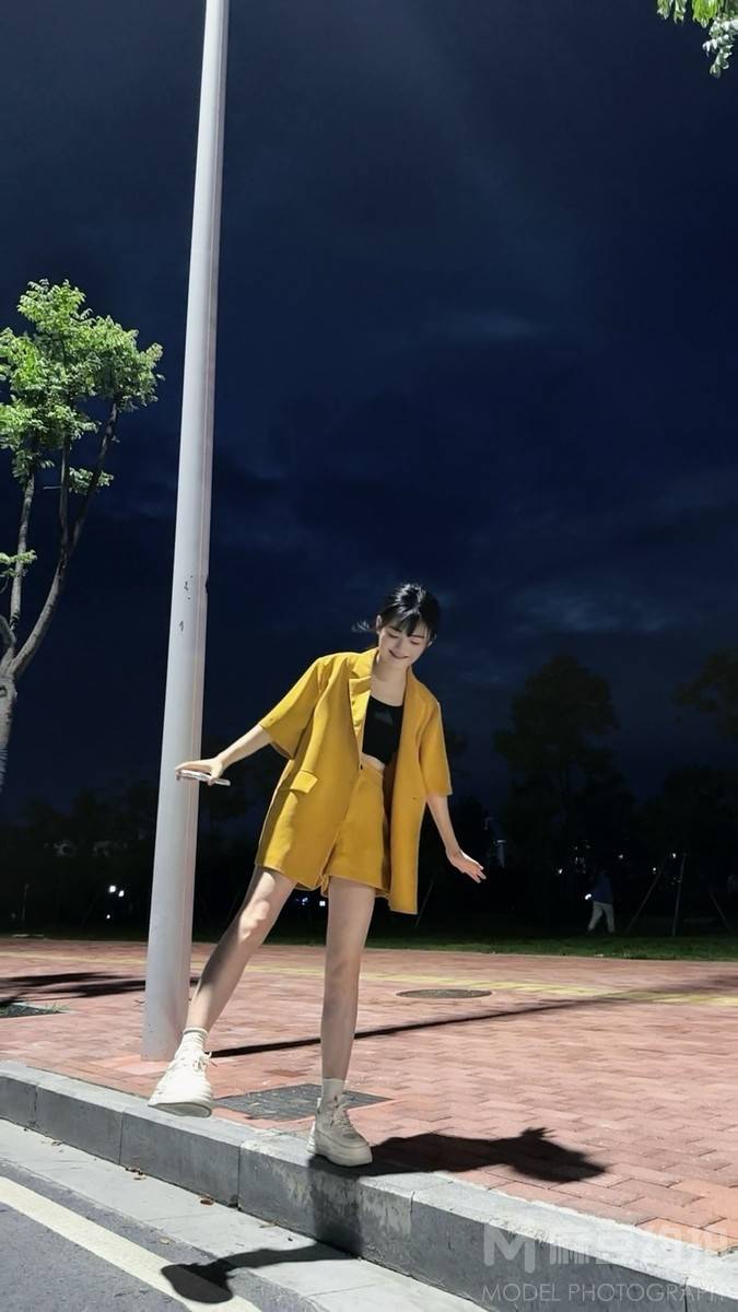 夜景模特