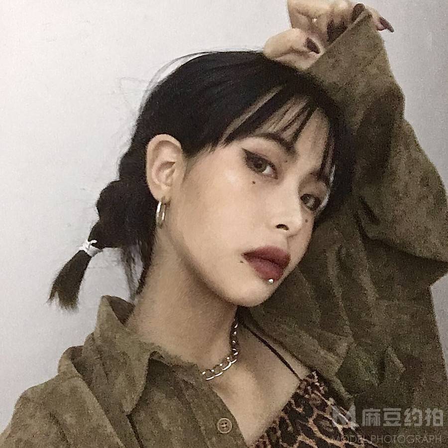 暗黑模特