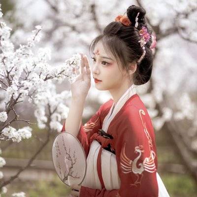 汉服模特