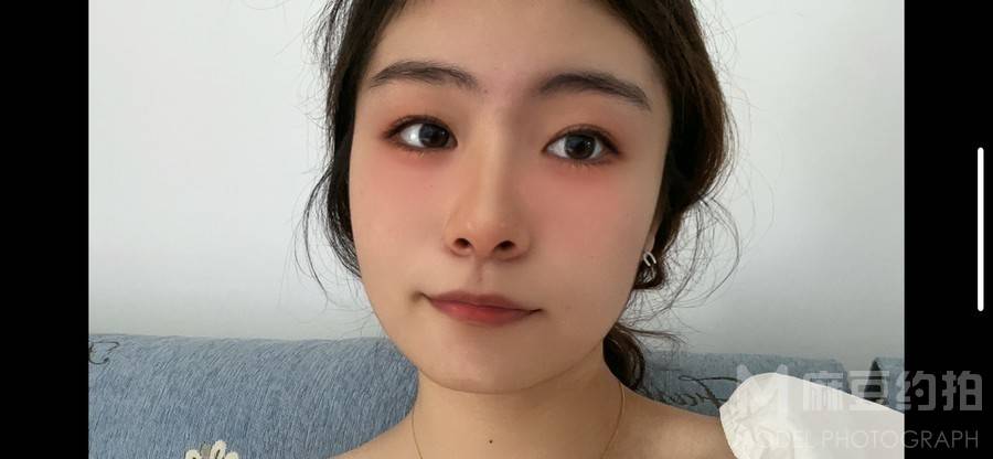黑白模特
