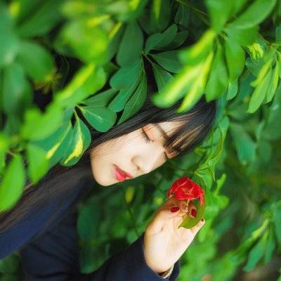 情绪模特