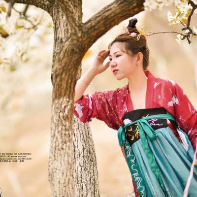 汉服模特