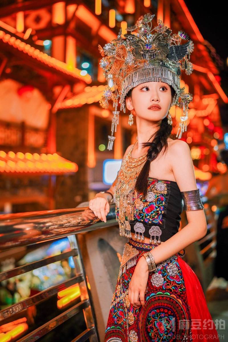 夜景模特