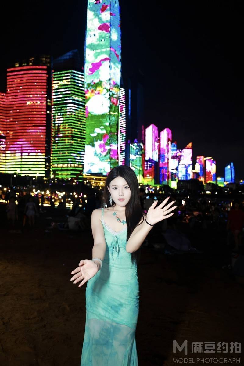 夜景模特