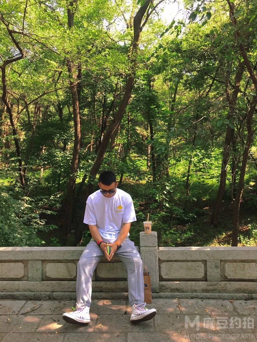 纪实模特
