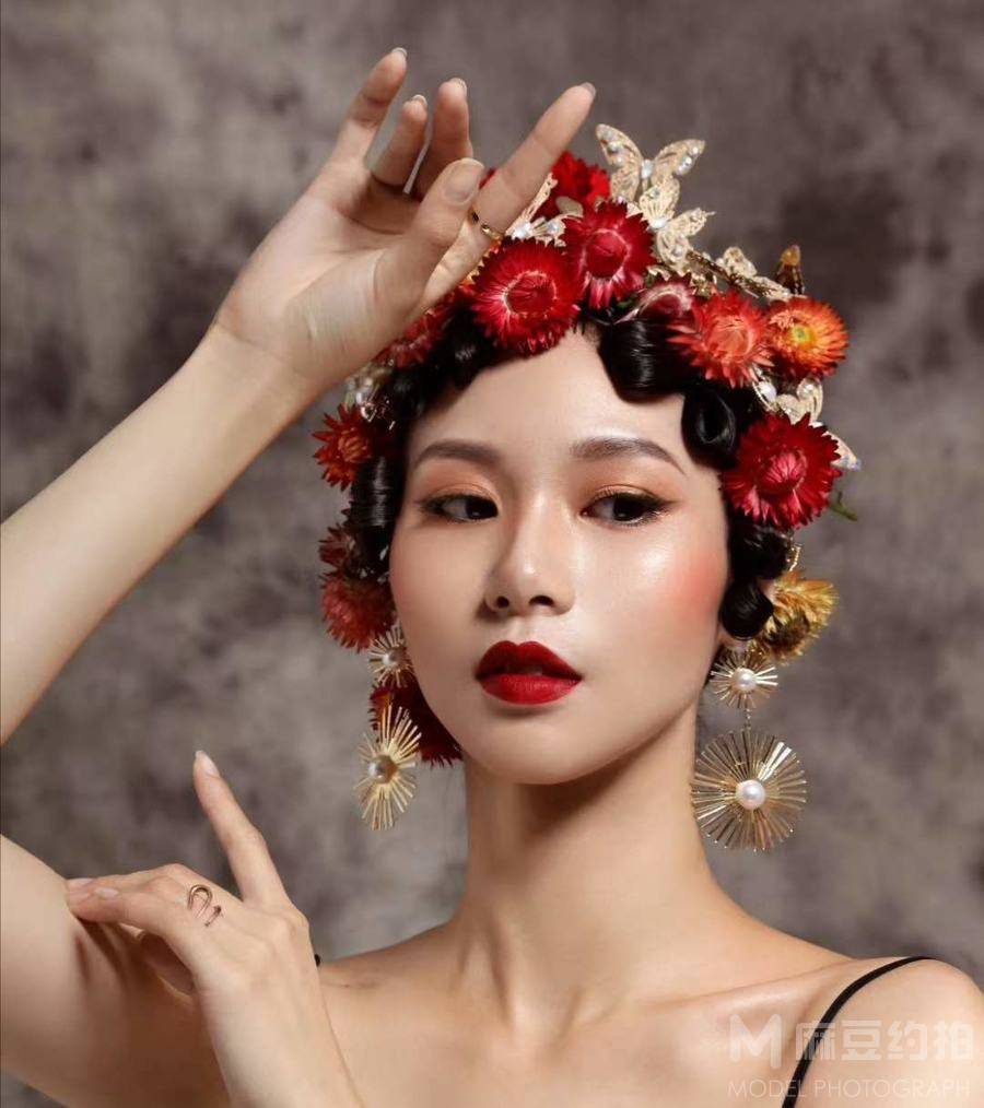 妆容模特