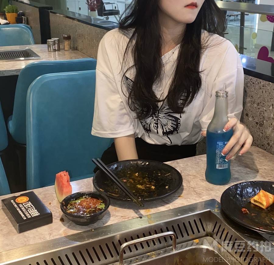 少女模特