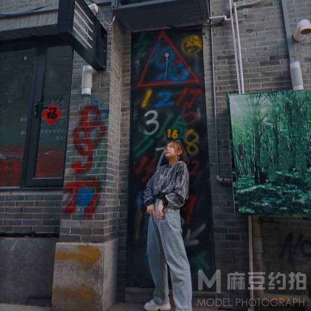 校园模特