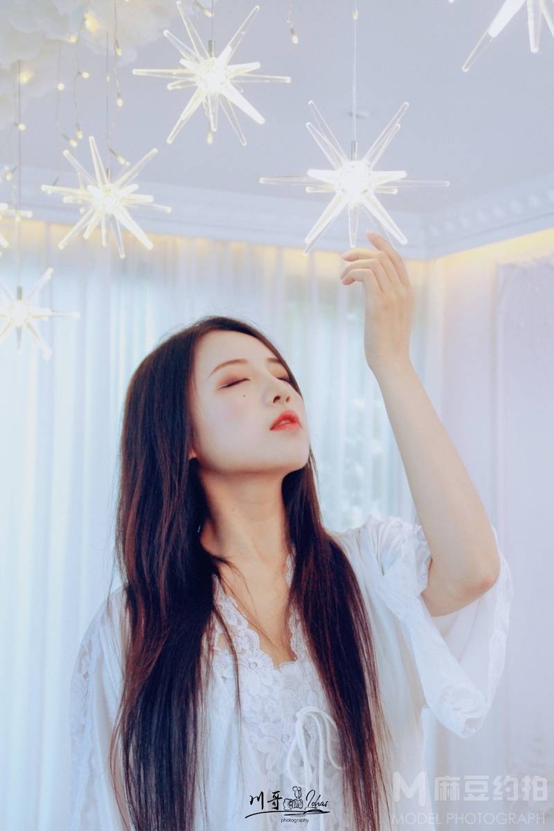 清新模特