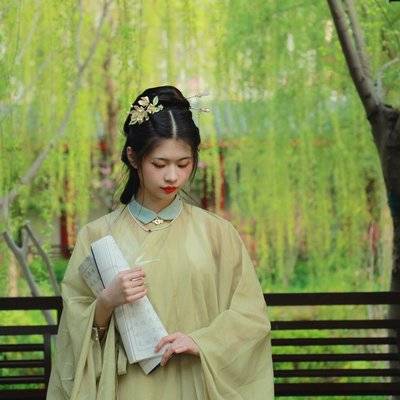 汉服模特