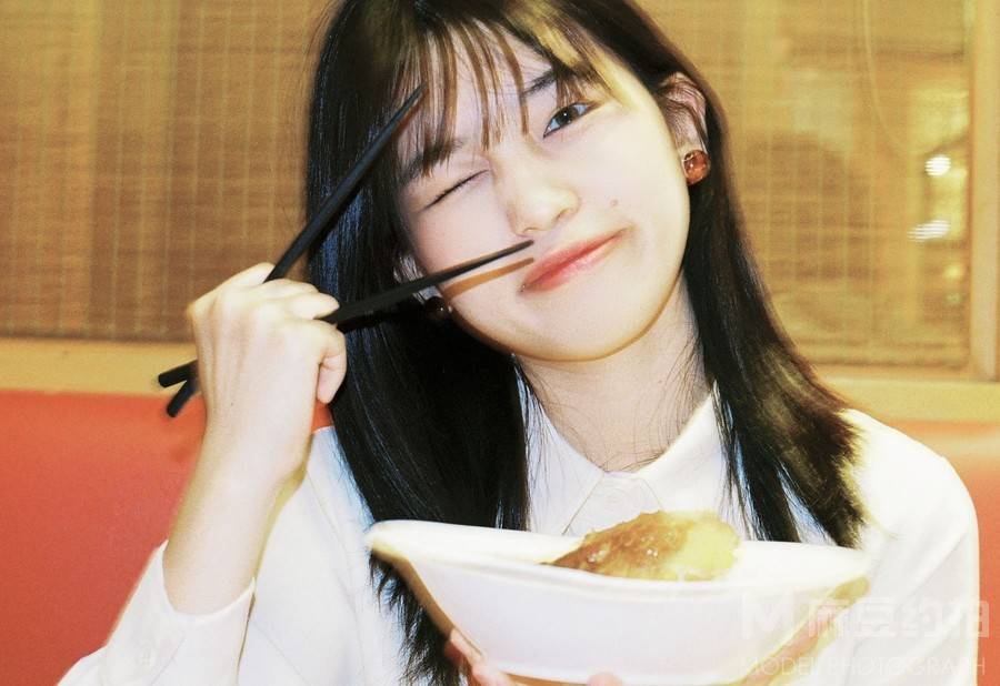 清新模特