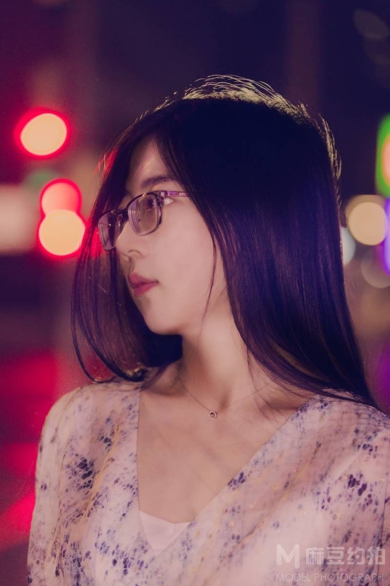 夜景模特