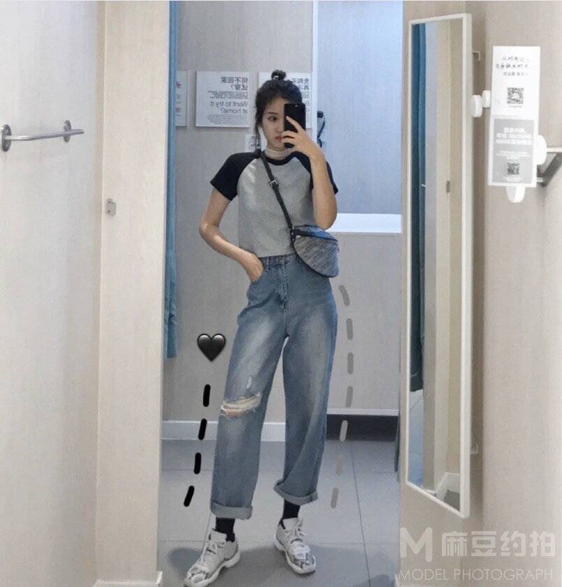 校园模特