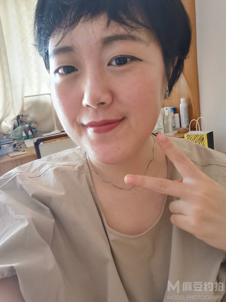 胶片模特