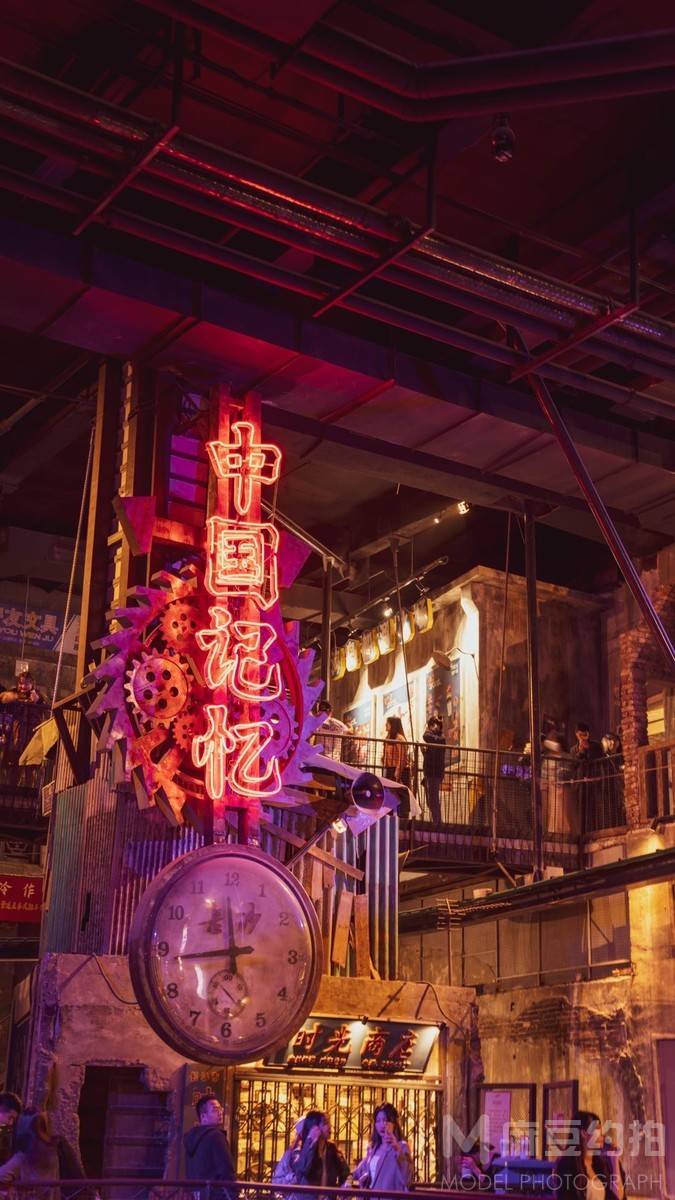 校园模特