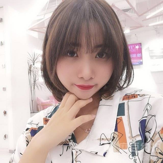 宝丽来模特