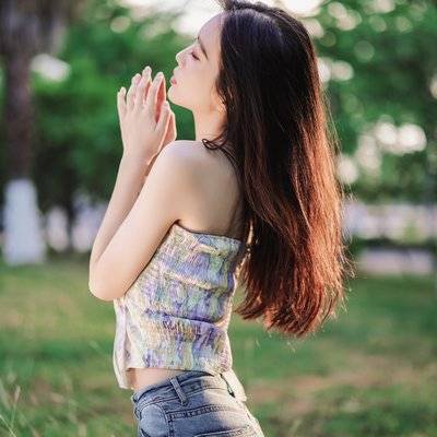 清新模特