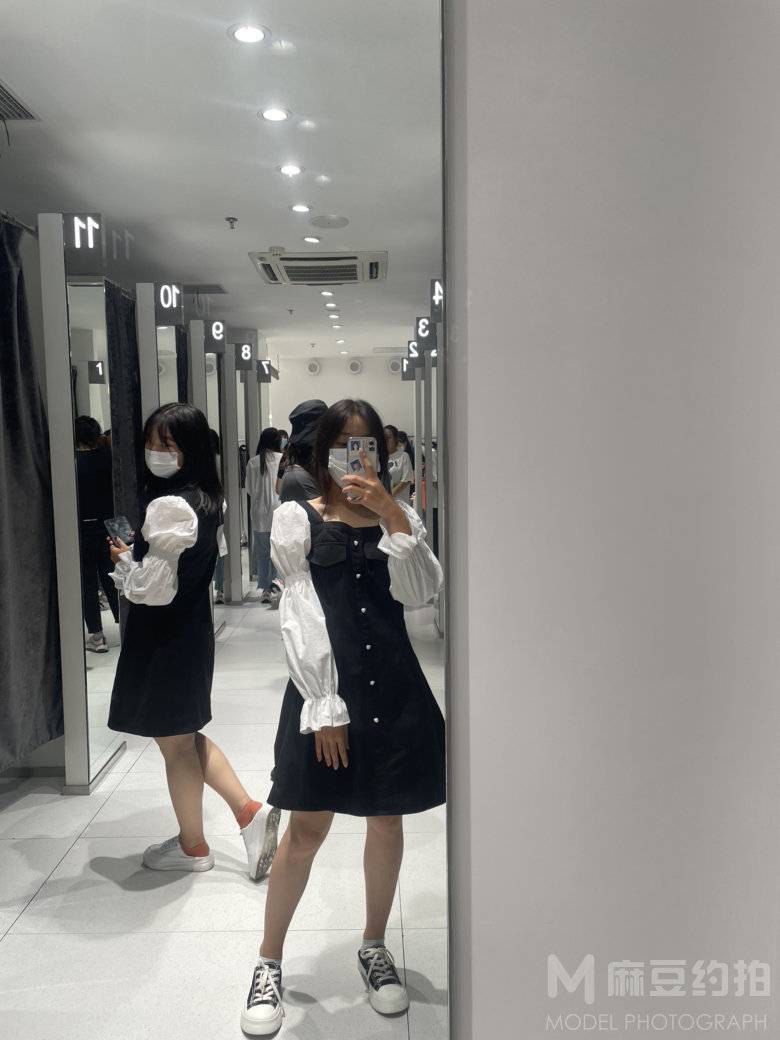 校园模特